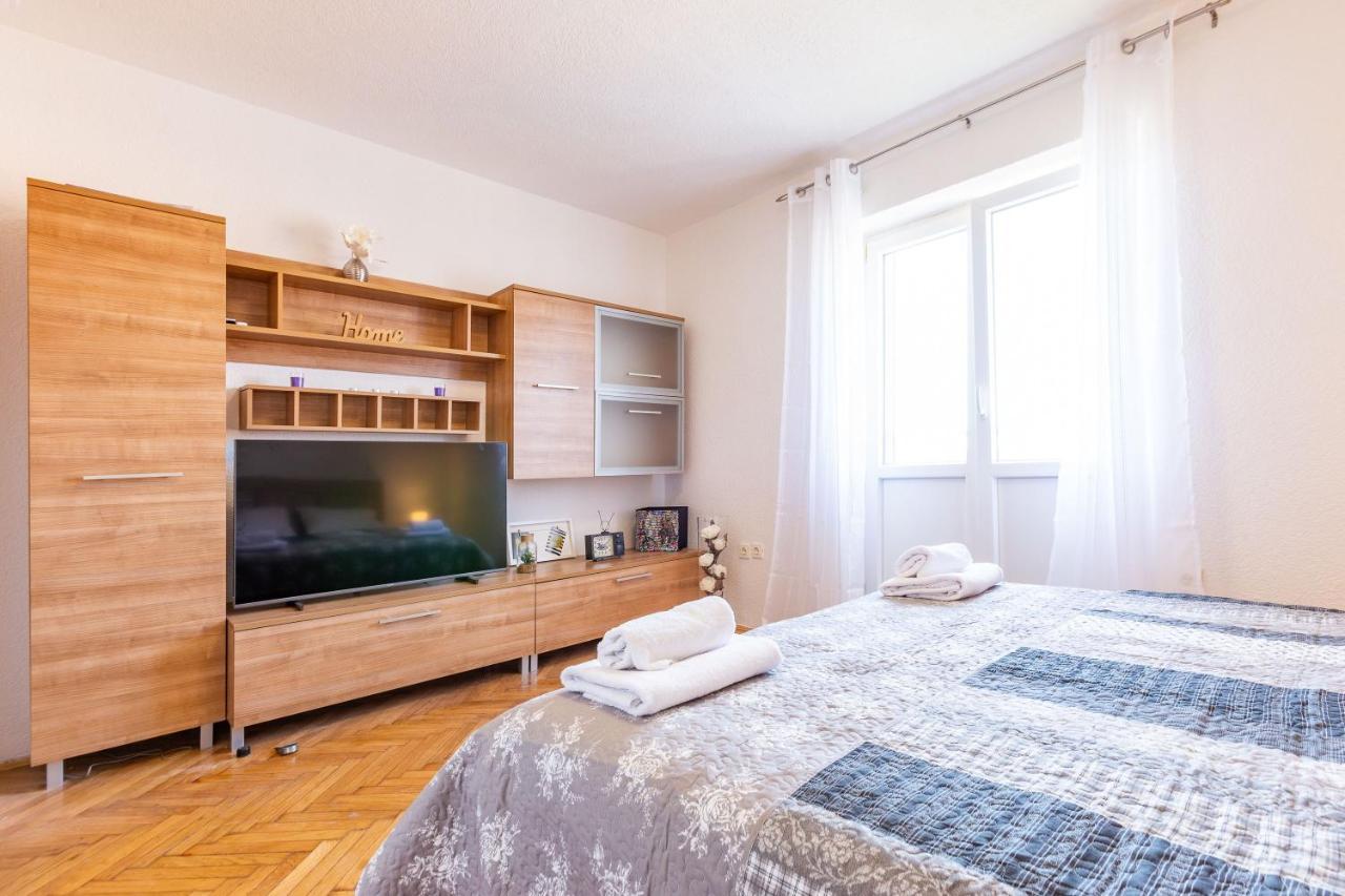 Bobo Central 2Br Apartment ザダル エクステリア 写真