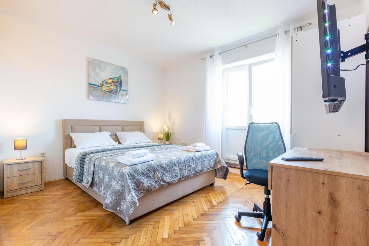 Bobo Central 2Br Apartment ザダル エクステリア 写真