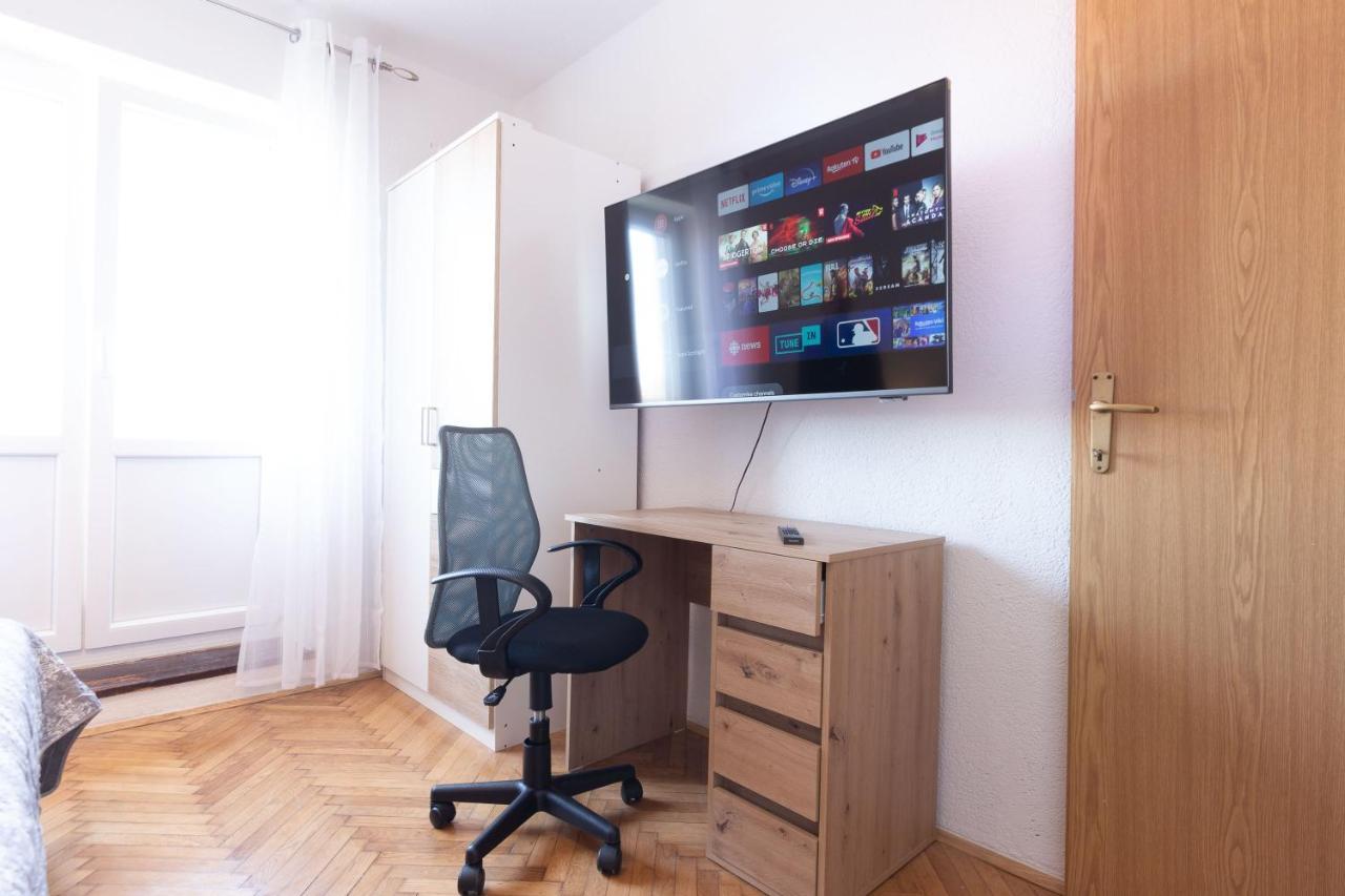 Bobo Central 2Br Apartment ザダル エクステリア 写真